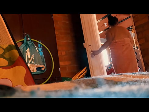 ❤️ Ујак ме прати под тушем, јебе ме док се туширам. ☑ Порно видео код нас sr.https-tubsexer.ru ﹏